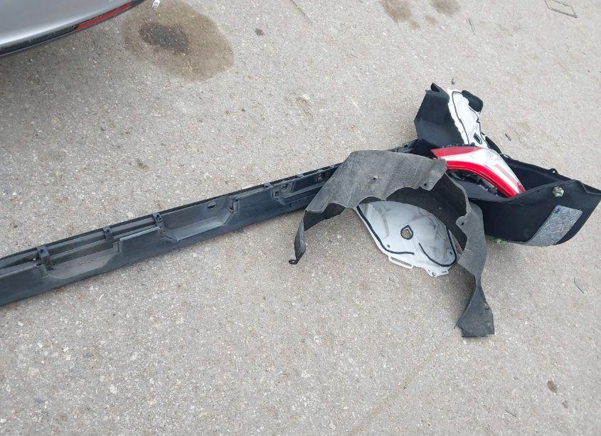 Photo 12 of 2018 Toyota Camry HYBRID LE (VIN 4T1B31HK5JU500480)