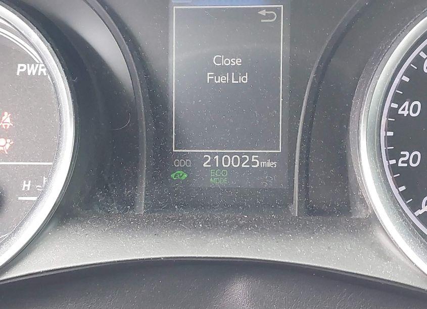 Photo 16 of 2018 Toyota Camry HYBRID LE (VIN 4T1B31HK5JU500480)