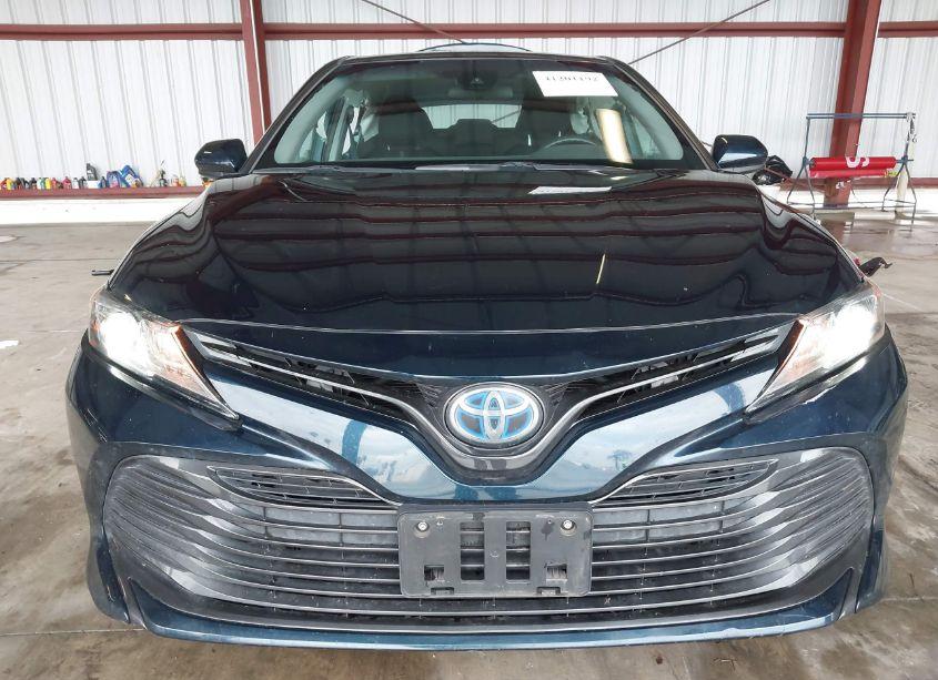 Photo 13 of 2018 Toyota Camry HYBRID LE (VIN 4T1B31HK5JU506585)