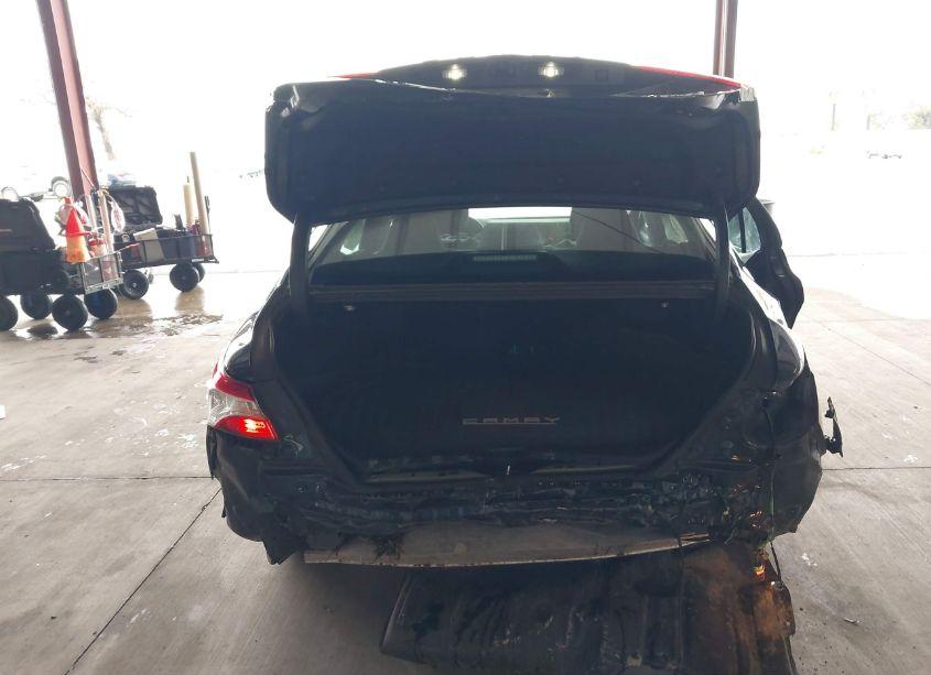 Photo 17 of 2018 Toyota Camry HYBRID LE (VIN 4T1B31HK5JU506585)