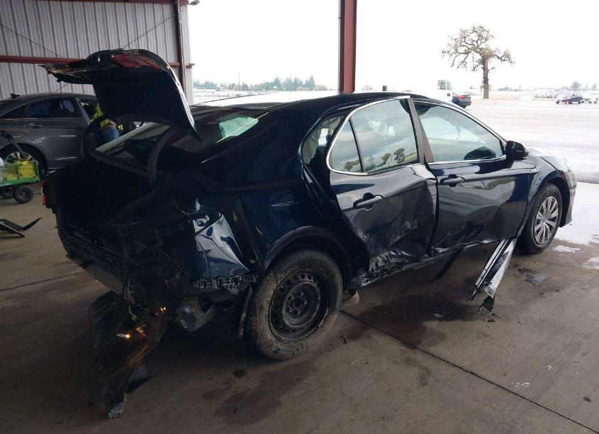 Photo 4 of 2018 Toyota Camry HYBRID LE (VIN 4T1B31HK5JU506585)