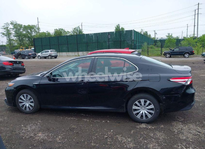 Photo 14 of 2019 Toyota Camry HYBRID LE (VIN 4T1B31HK5KU510055)
