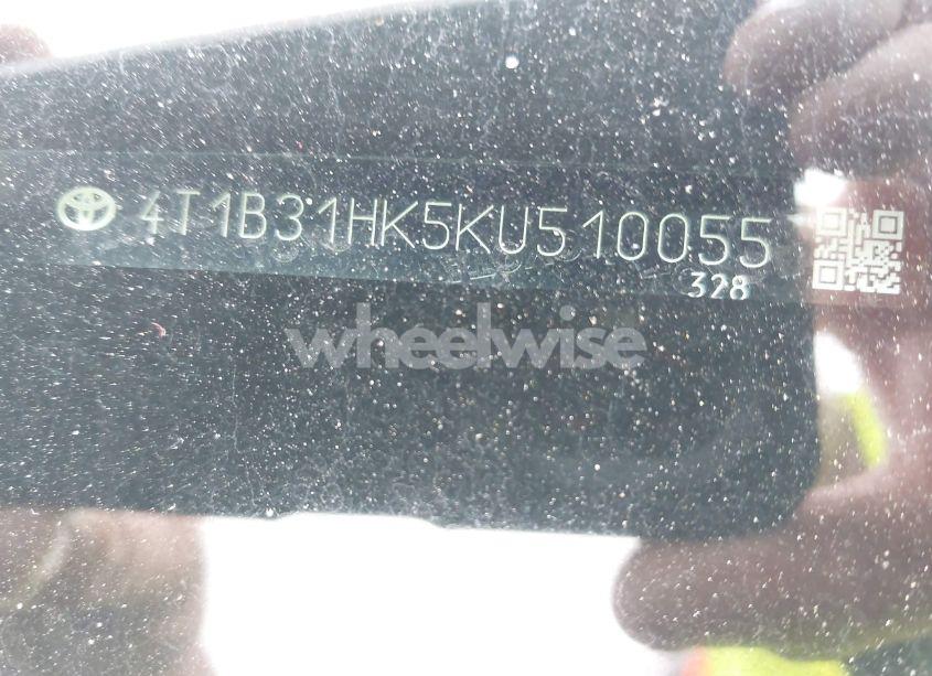 Photo 17 of 2019 Toyota Camry HYBRID LE (VIN 4T1B31HK5KU510055)