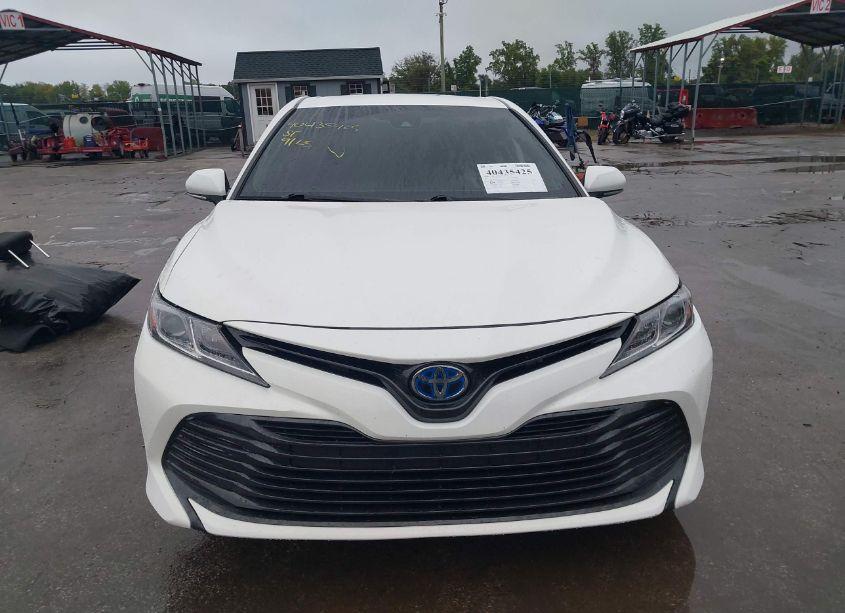 Photo 11 of 2019 Toyota Camry HYBRID LE (VIN 4T1B31HK6KU511666)