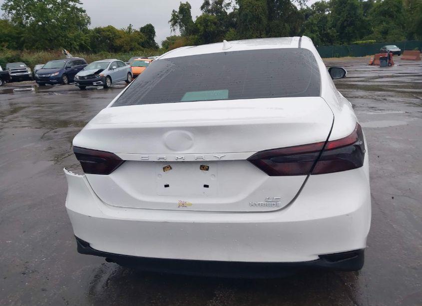 Photo 15 of 2019 Toyota Camry HYBRID LE (VIN 4T1B31HK6KU511666)