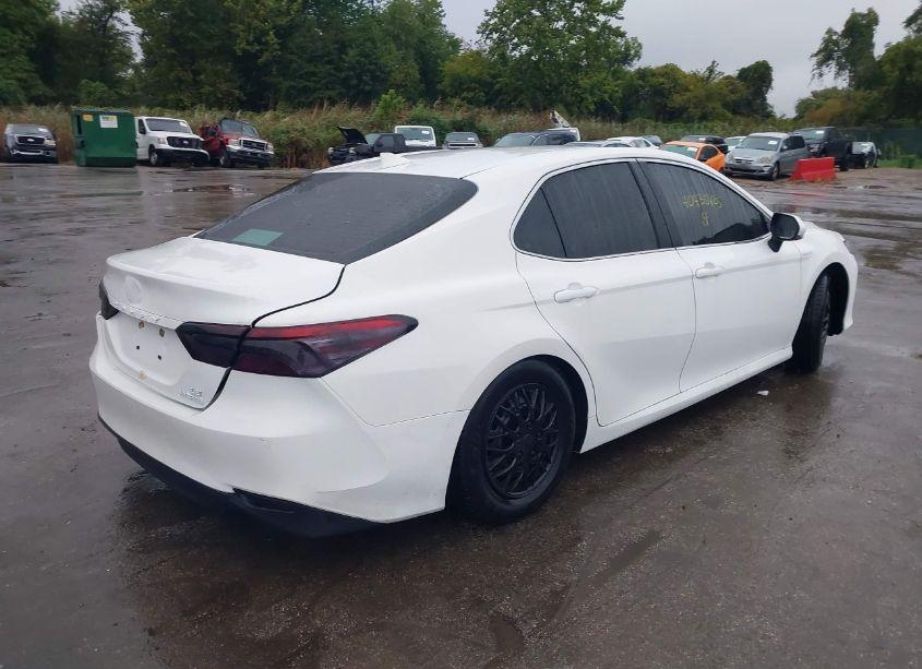 Photo 4 of 2019 Toyota Camry HYBRID LE (VIN 4T1B31HK6KU511666)