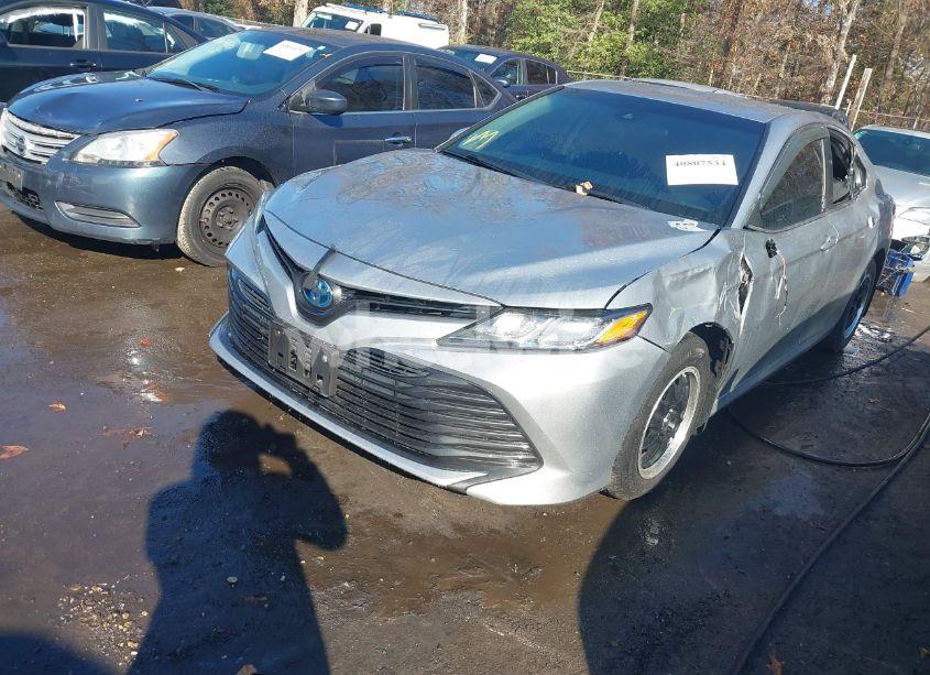 Photo 2 of 2019 Toyota Camry HYBRID LE (VIN 4T1B31HK6KU516916)