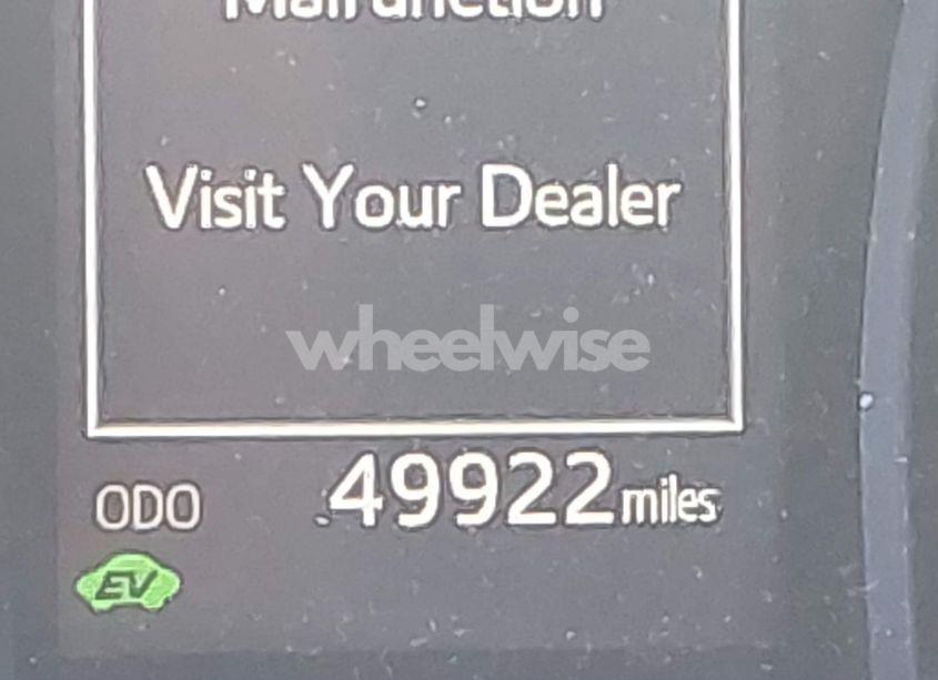 Photo 16 of 2019 Toyota Camry HYBRID LE (VIN 4T1B31HK6KU517869)