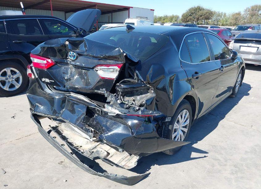 Photo 4 of 2019 Toyota Camry HYBRID LE (VIN 4T1B31HK7KU007319)