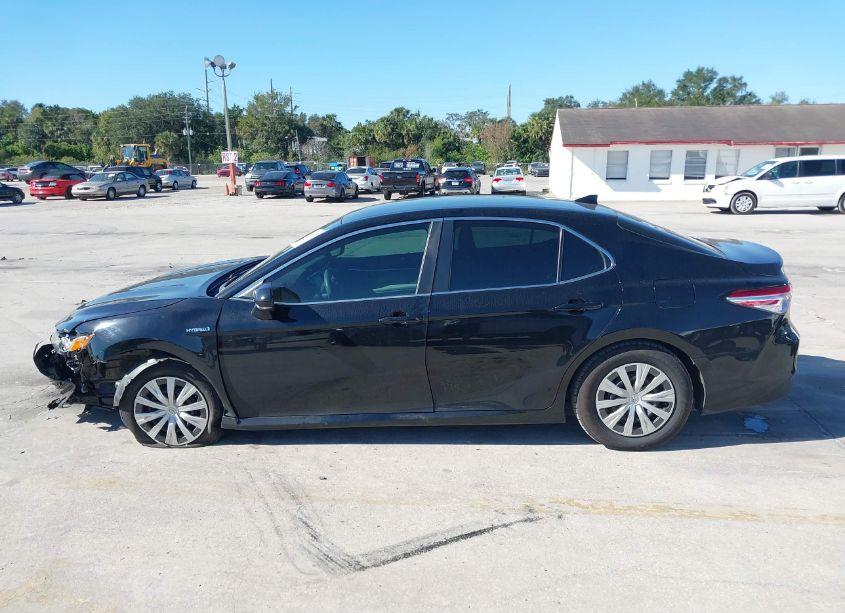 Photo 15 of 2019 Toyota Camry HYBRID LE (VIN 4T1B31HK7KU008485)