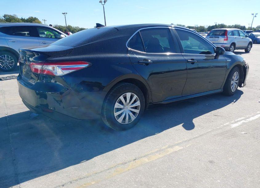 Photo 4 of 2019 Toyota Camry HYBRID LE (VIN 4T1B31HK7KU008485)