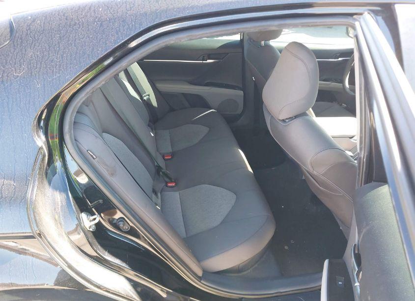 Photo 8 of 2019 Toyota Camry HYBRID LE (VIN 4T1B31HK7KU008485)