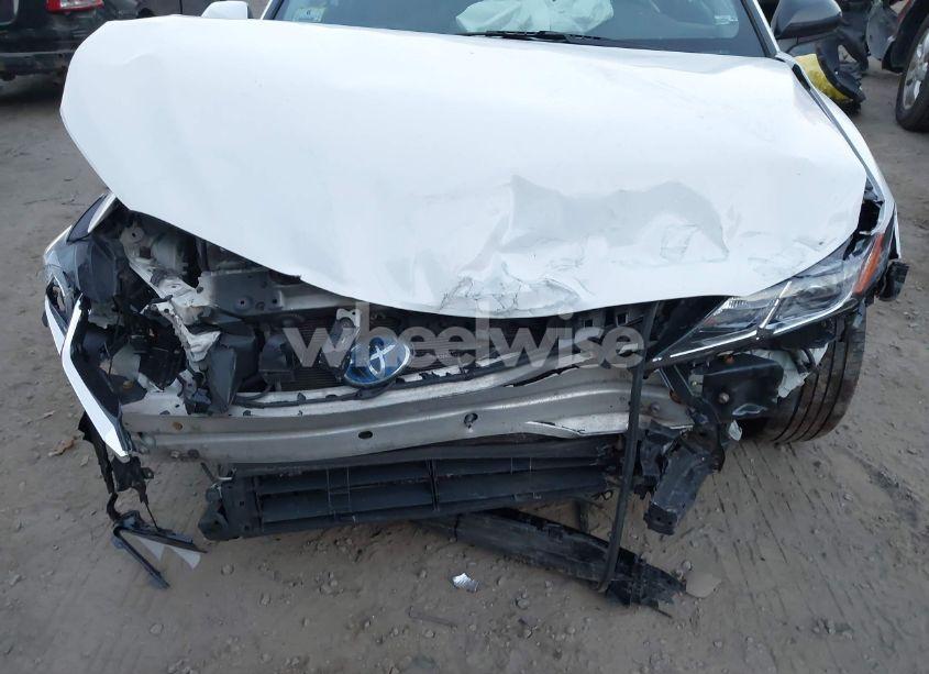 Photo 6 of 2019 Toyota Camry HYBRID LE (VIN 4T1B31HK7KU510090)