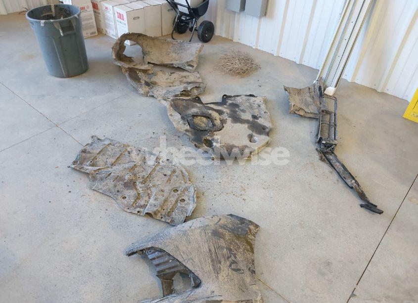 Photo 12 of 2019 Toyota Camry HYBRID LE (VIN 4T1B31HK7KU515645)