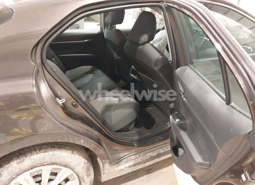 Photo 8 of 2019 Toyota Camry HYBRID LE (VIN 4T1B31HK7KU515645)