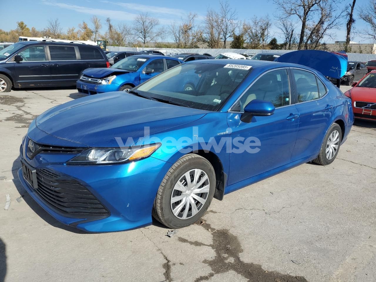 2019 TOYOTA CAMRY LE (VIN 4T1B31HK8KU008592) main photo
