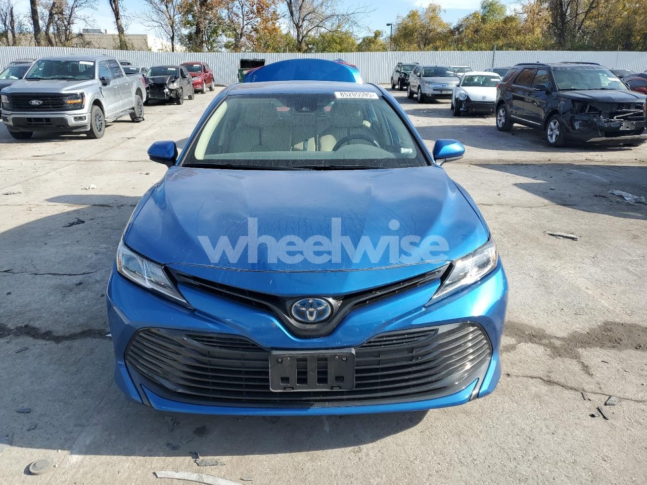 Photo 5 of 2019 TOYOTA CAMRY LE (VIN 4T1B31HK8KU008592)