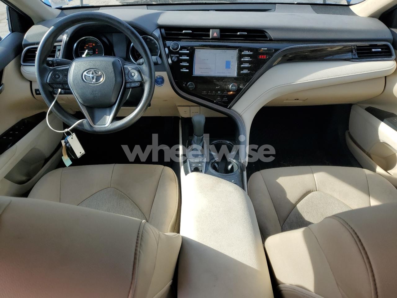 Photo 8 of 2019 TOYOTA CAMRY LE (VIN 4T1B31HK8KU008592)
