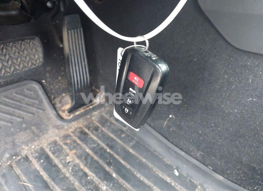 Photo 11 of 2019 Toyota Camry HYBRID LE/SE/XLE (VIN 4T1B31HK8KU516092)