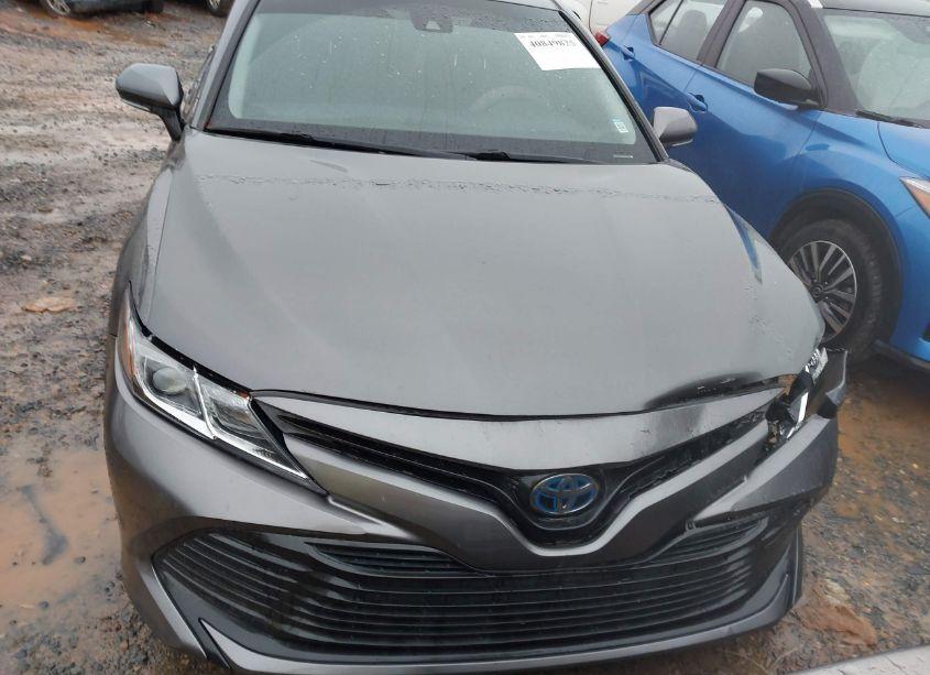 Photo 12 of 2018 Toyota Camry HYBRID LE (VIN 4T1B31HKXJU502452)
