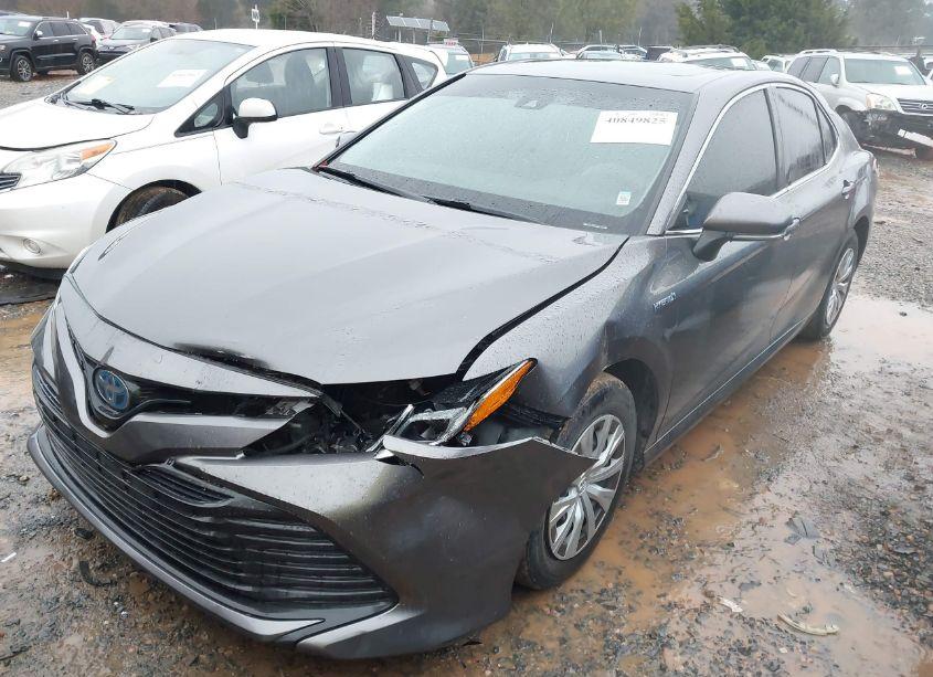 Photo 2 of 2018 Toyota Camry HYBRID LE (VIN 4T1B31HKXJU502452)