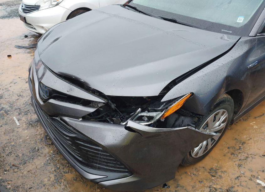 Photo 6 of 2018 Toyota Camry HYBRID LE (VIN 4T1B31HKXJU502452)