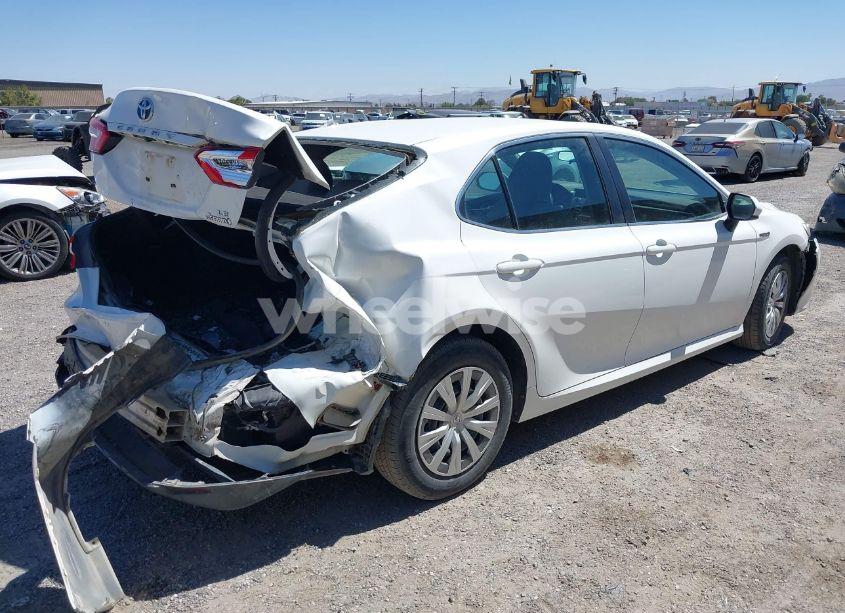 Photo 4 of 2018 Toyota Camry HYBRID LE (VIN 4T1B31HKXJU508333)