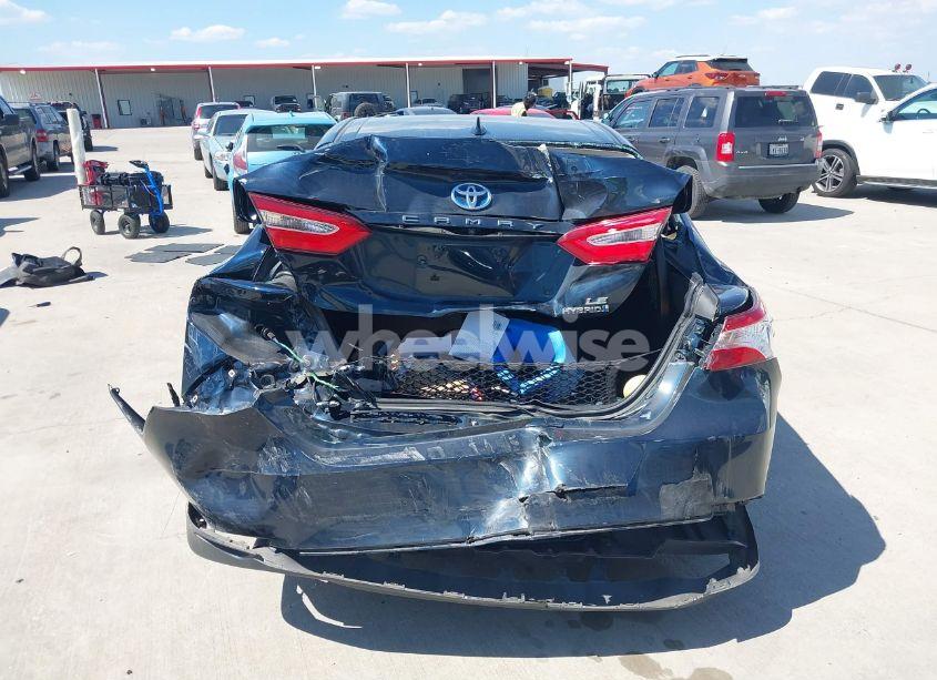 Photo 16 of 2019 Toyota Camry HYBRID LE (VIN 4T1B31HKXKU516921)