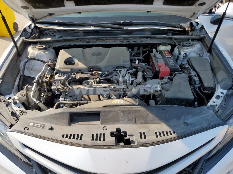 Photo 4 of 2018 TOYOTA CAMRY XSE (VIN 4T1B61HK0JU039731)