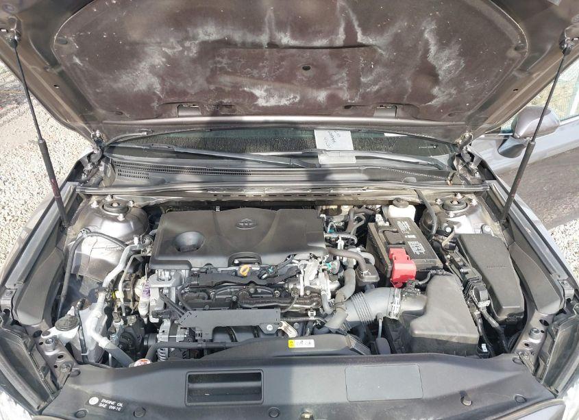 Photo 10 of 2018 Toyota Camry XSE (VIN 4T1B61HK0JU058506)