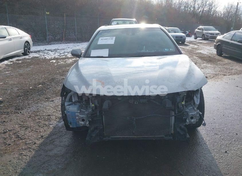 Photo 12 of 2018 Toyota Camry XSE (VIN 4T1B61HK0JU128330)