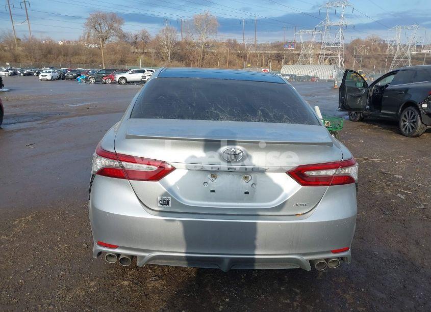 Photo 16 of 2018 Toyota Camry XSE (VIN 4T1B61HK0JU128330)