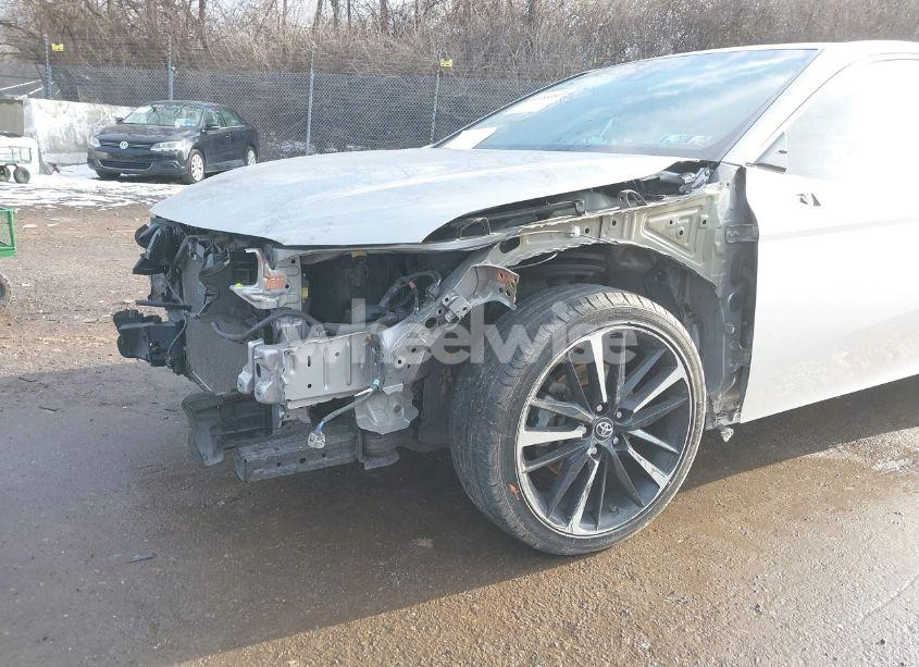 Photo 6 of 2018 Toyota Camry XSE (VIN 4T1B61HK0JU128330)