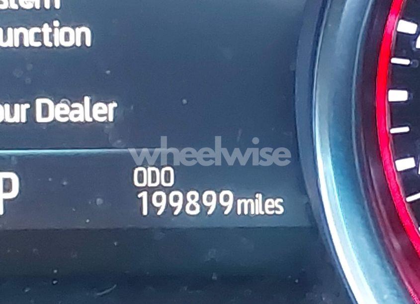 Photo 15 of 2018 Toyota Camry XSE (VIN 4T1B61HK0JU131227)