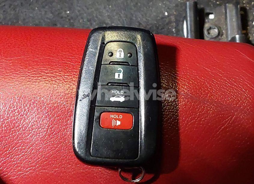 Photo 11 of 2018 Toyota Camry XSE (VIN 4T1B61HK0JU153826)