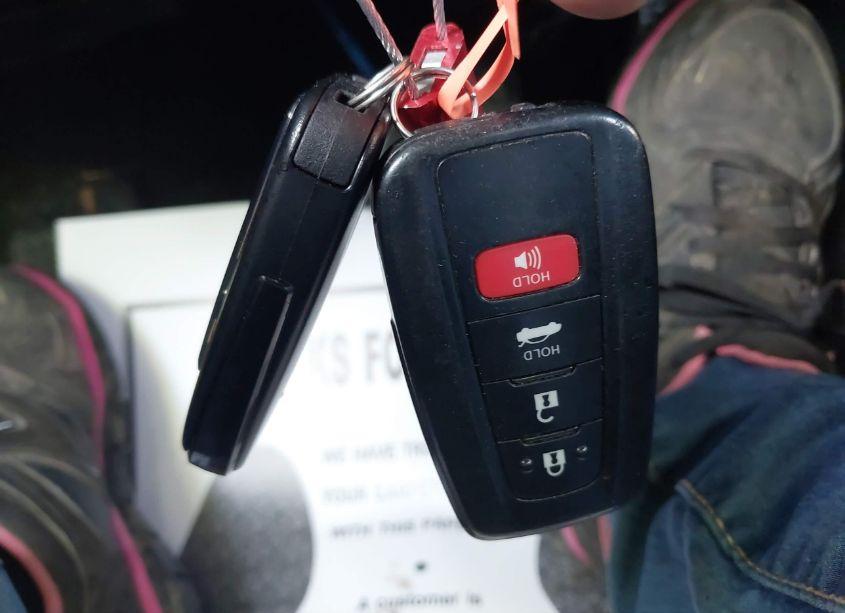 Photo 11 of 2018 Toyota Camry XSE (VIN 4T1B61HK0JU534690)