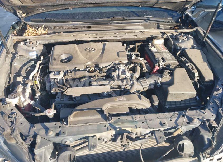 Photo 10 of 2018 Toyota Camry XSE (VIN 4T1B61HK0JU585252)