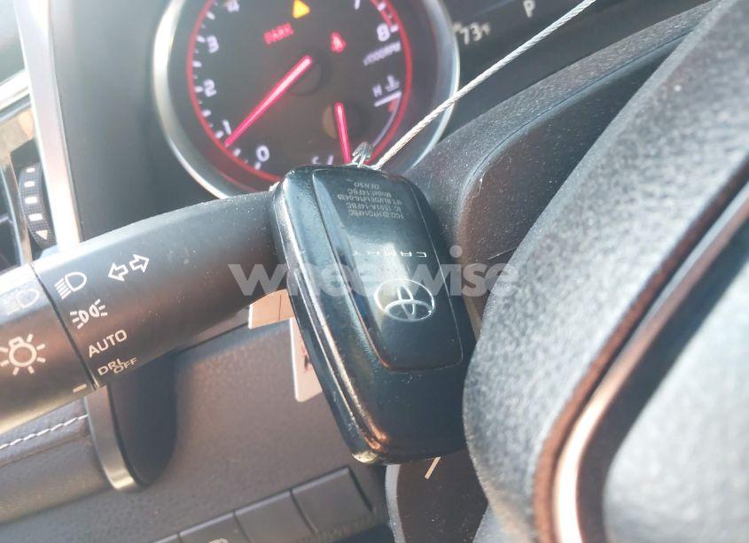 Photo 11 of 2018 Toyota Camry XSE (VIN 4T1B61HK0JU585252)