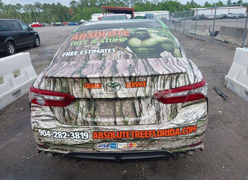 Photo 16 of 2018 Toyota Camry XSE (VIN 4T1B61HK0JU590774)