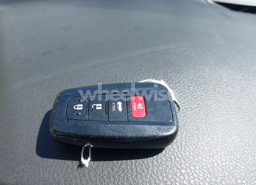 Photo 11 of 2018 Toyota Camry XSE (VIN 4T1B61HK0JU652027)