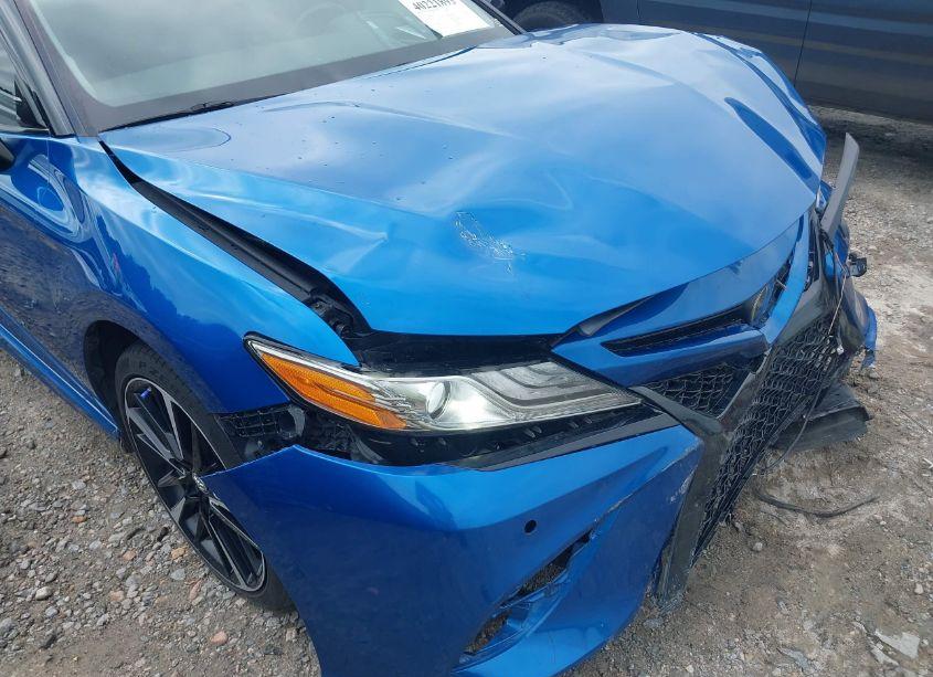 Photo 17 of 2019 Toyota Camry XSE (VIN 4T1B61HK0KU161927)