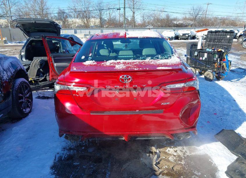 Photo 17 of 2019 Toyota Camry XSE (VIN 4T1B61HK0KU171499)