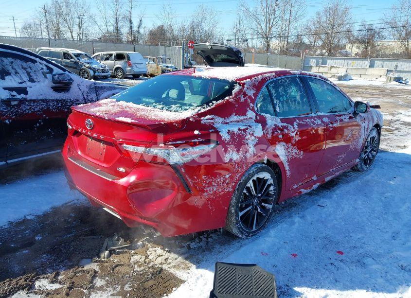 Photo 4 of 2019 Toyota Camry XSE (VIN 4T1B61HK0KU171499)