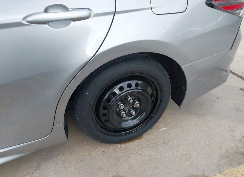 Photo 19 of 2019 Toyota Camry XSE (VIN 4T1B61HK0KU190764)