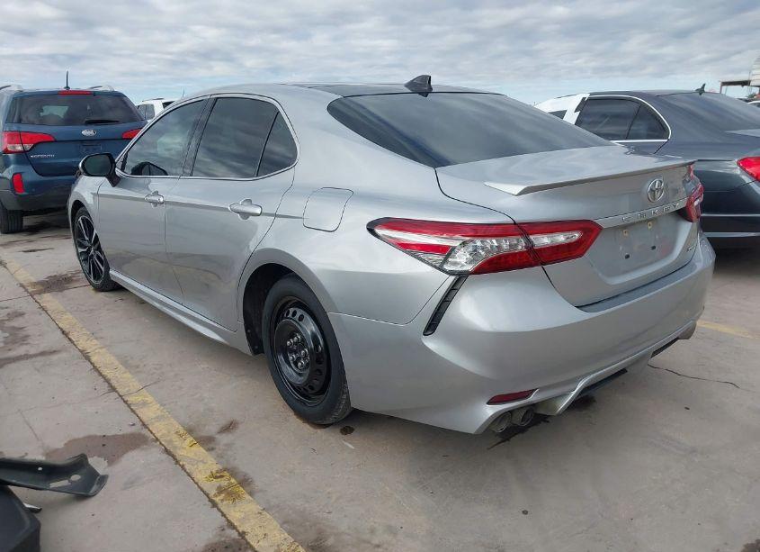 Photo 3 of 2019 Toyota Camry XSE (VIN 4T1B61HK0KU190764)