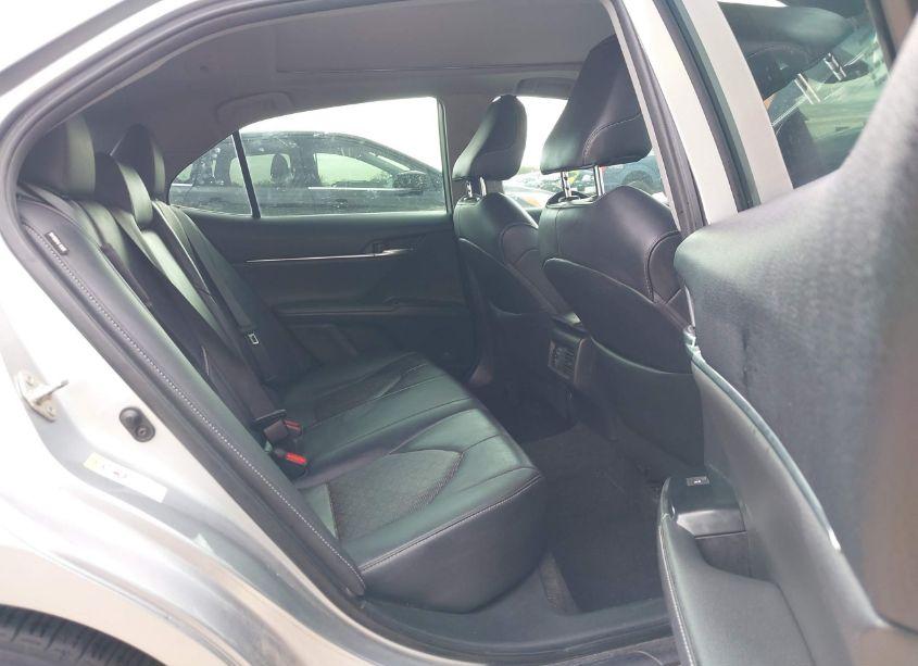 Photo 8 of 2019 Toyota Camry XSE (VIN 4T1B61HK0KU190764)