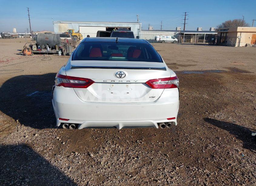 Photo 17 of 2019 Toyota Camry XSE (VIN 4T1B61HK0KU191820)
