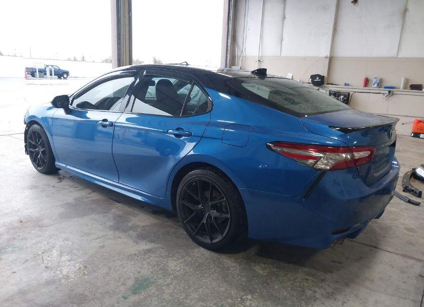 Photo 3 of 2019 Toyota Camry XSE (VIN 4T1B61HK0KU269660)