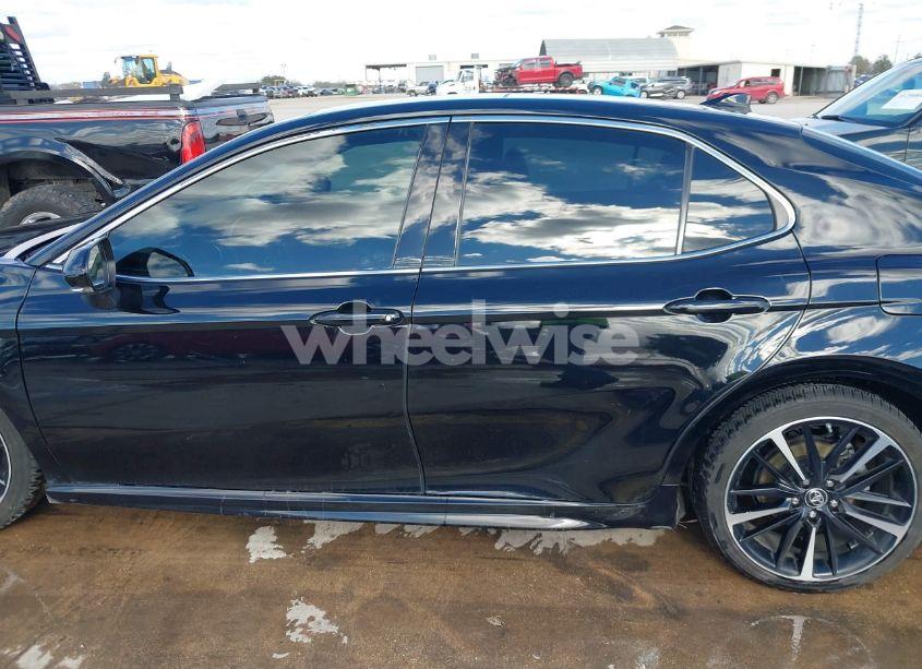 Photo 15 of 2019 Toyota Camry XSE (VIN 4T1B61HK0KU789065)