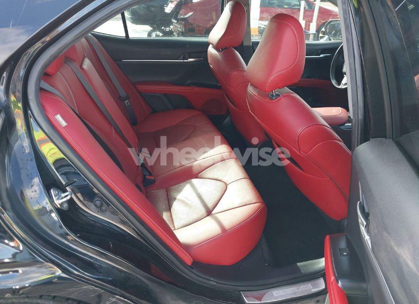 Photo 8 of 2019 Toyota Camry XSE (VIN 4T1B61HK0KU789065)